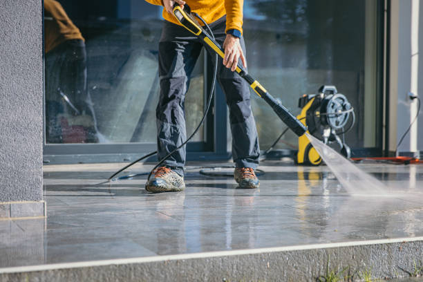 Best Deck Cleaning Services  in Washington, IL